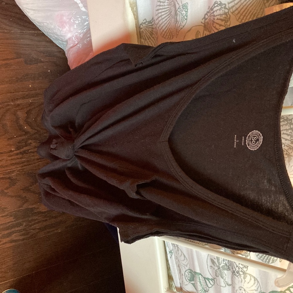Black tank top with knot at the bottom